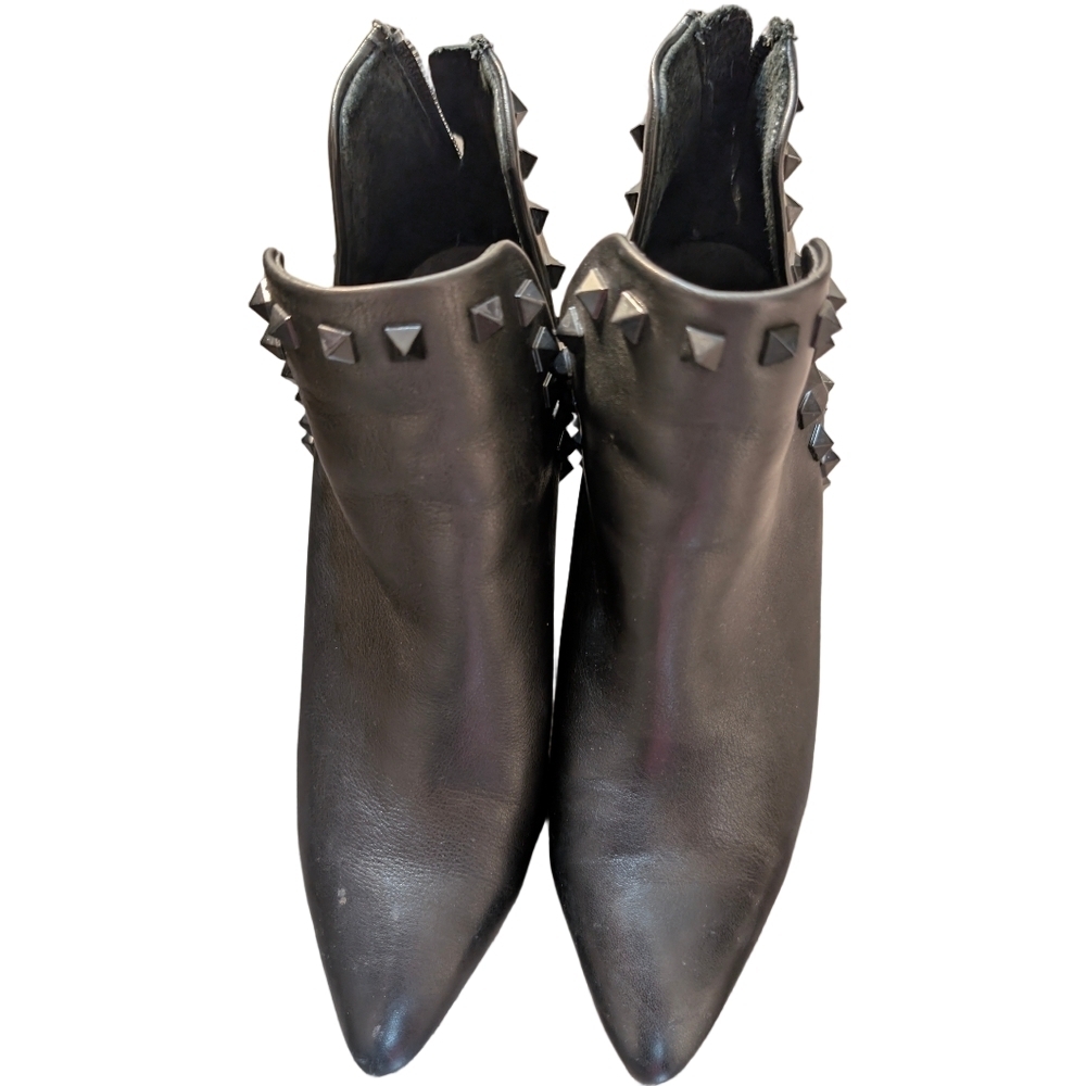 Steve Madden Gloria Studded Black Leather Ankle Boots Size 8.5 Edgy